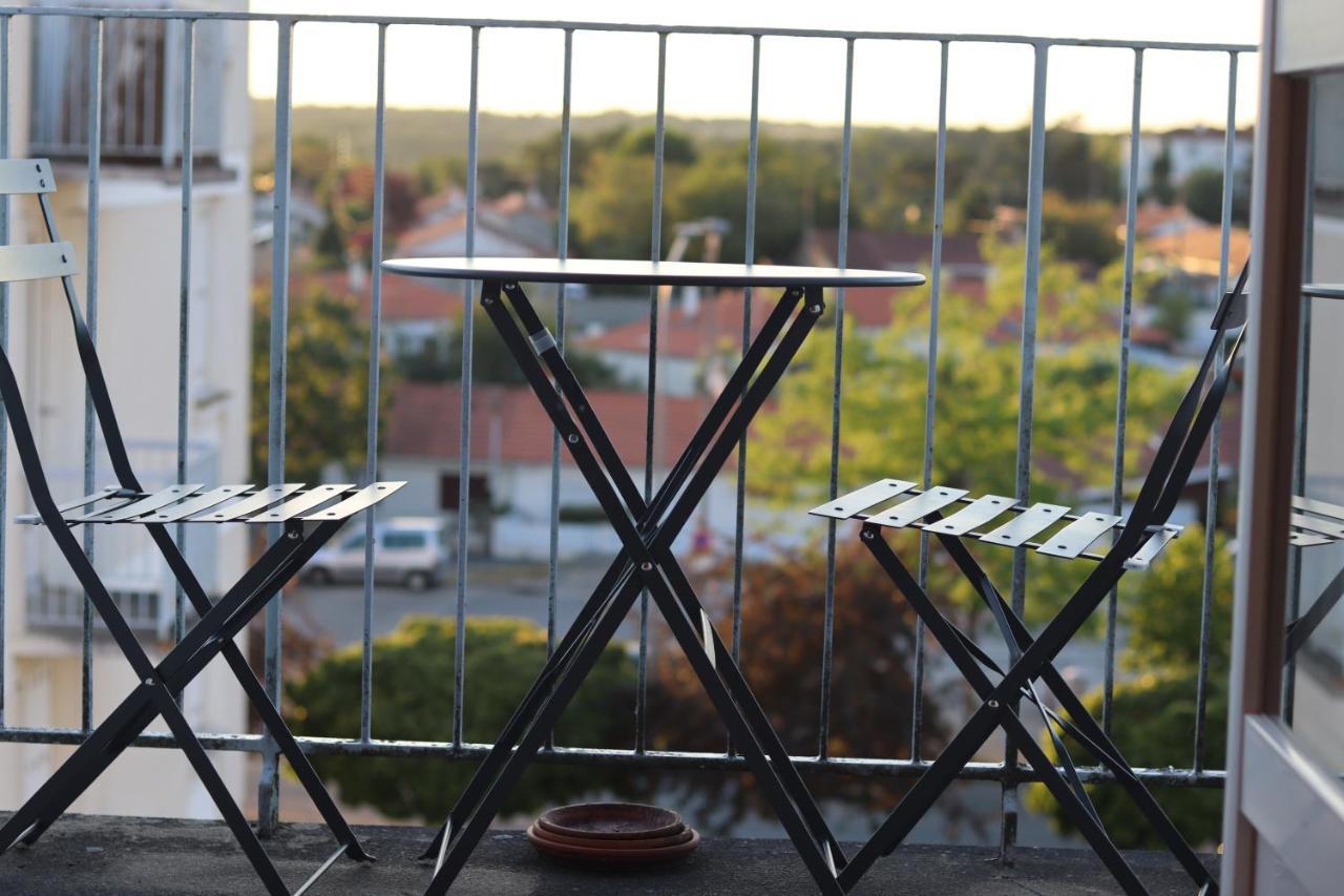 Bellejoie - Appartement T3- Poitiers Sud - Direct Futuroscope - Parking Et Wifi Gratuit Εξωτερικό φωτογραφία